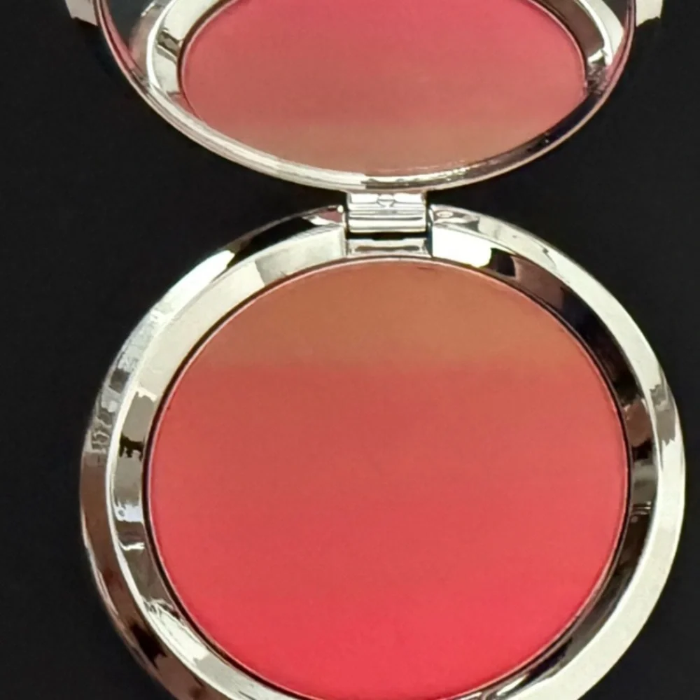 IT Cosmetics CC + Radiance Ombré Blush New in Box!